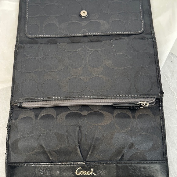 Coach Ashley Black signature C Jacquard with Leather Trim - Picture 4 of 5